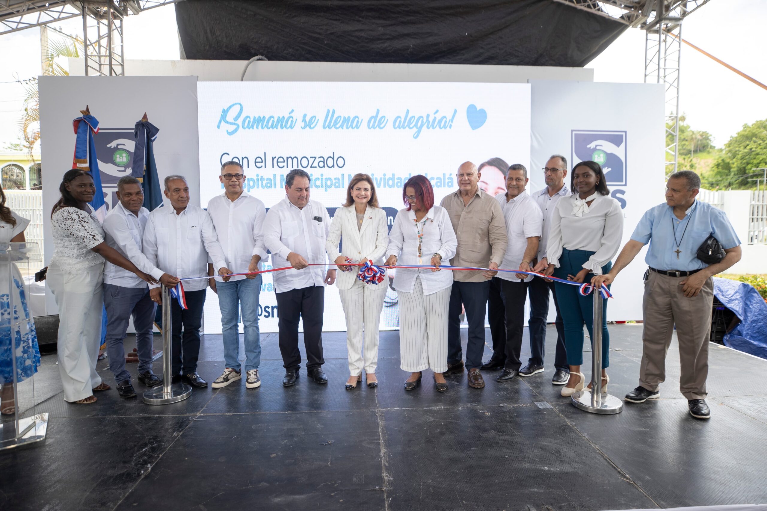 Vicepresidenta Peña entrega obras de salud en Samaná