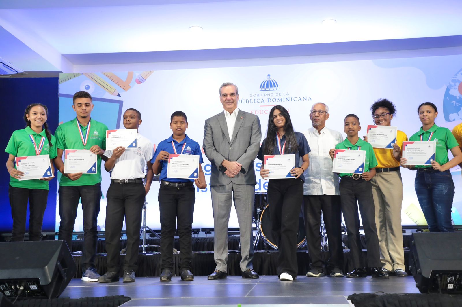 Presidente Abinader asegura que próximos cuatro años serán dedicados a una educación de calidad