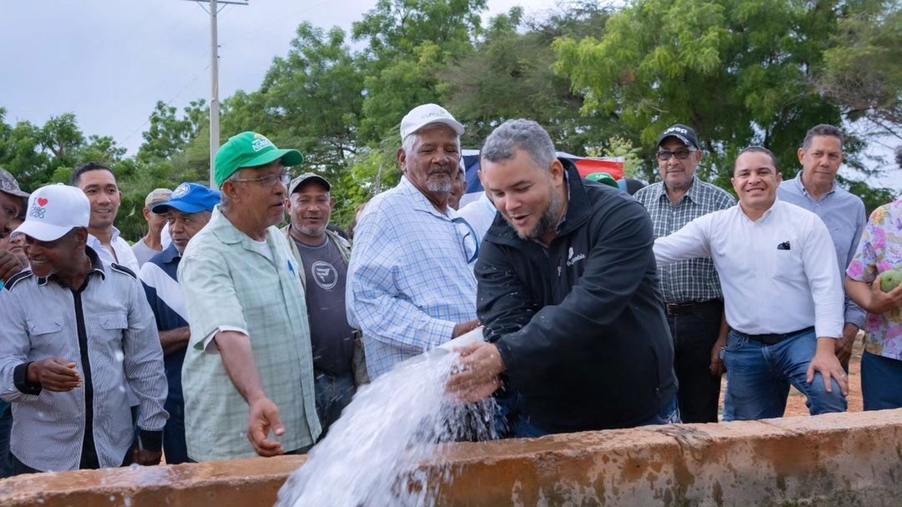 FEDA entrega pozos asociativos para irrigar 3,500 tareas en Pedernales