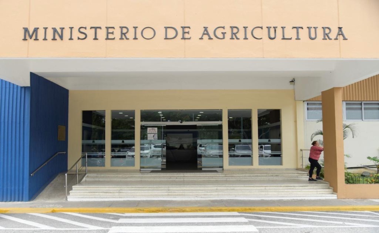 Ministerio de Agricultura activa plan de contingencia preventivo, por el paso huracán Beryl