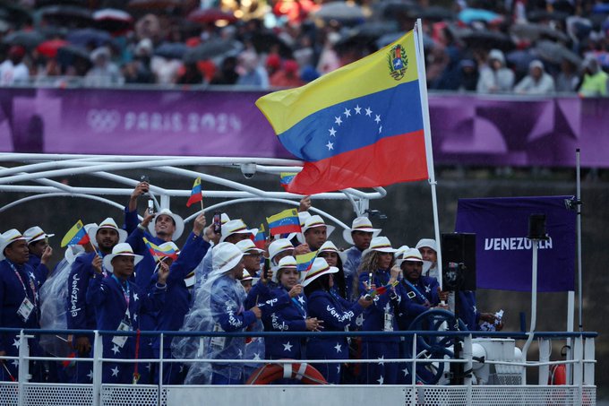 Así fue el desfile de Venezuela en París 2024 (+videos)