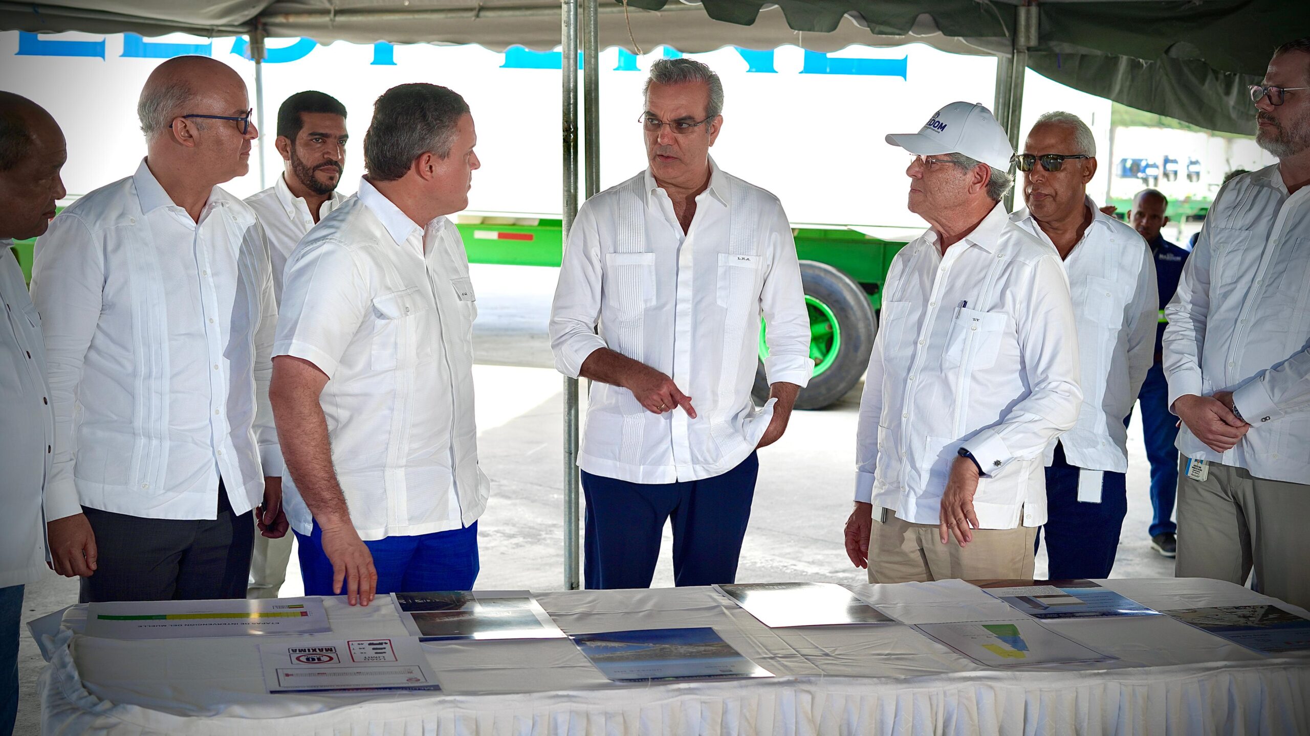 Presidente Abinader inaugura muelle auxiliar y deja iniciados trabajos para proyectos energéticos, en Manzanillo, Montecristi