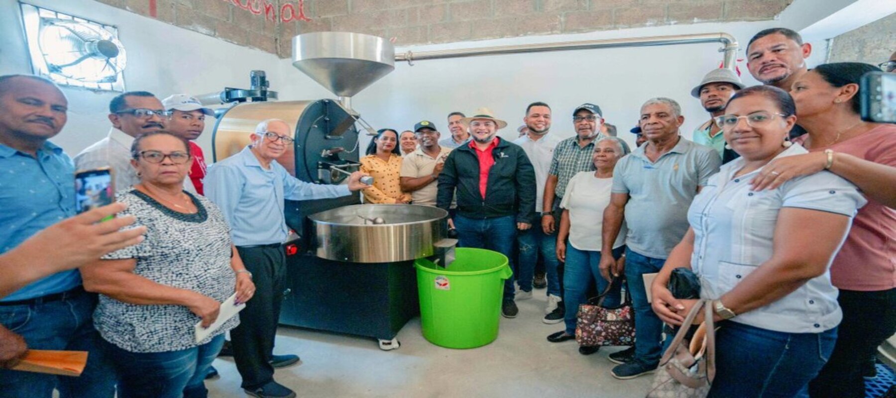 Fondo Especial para el Desarrollo Agropecuario apoya la agroindustrialización del café en Pedernales