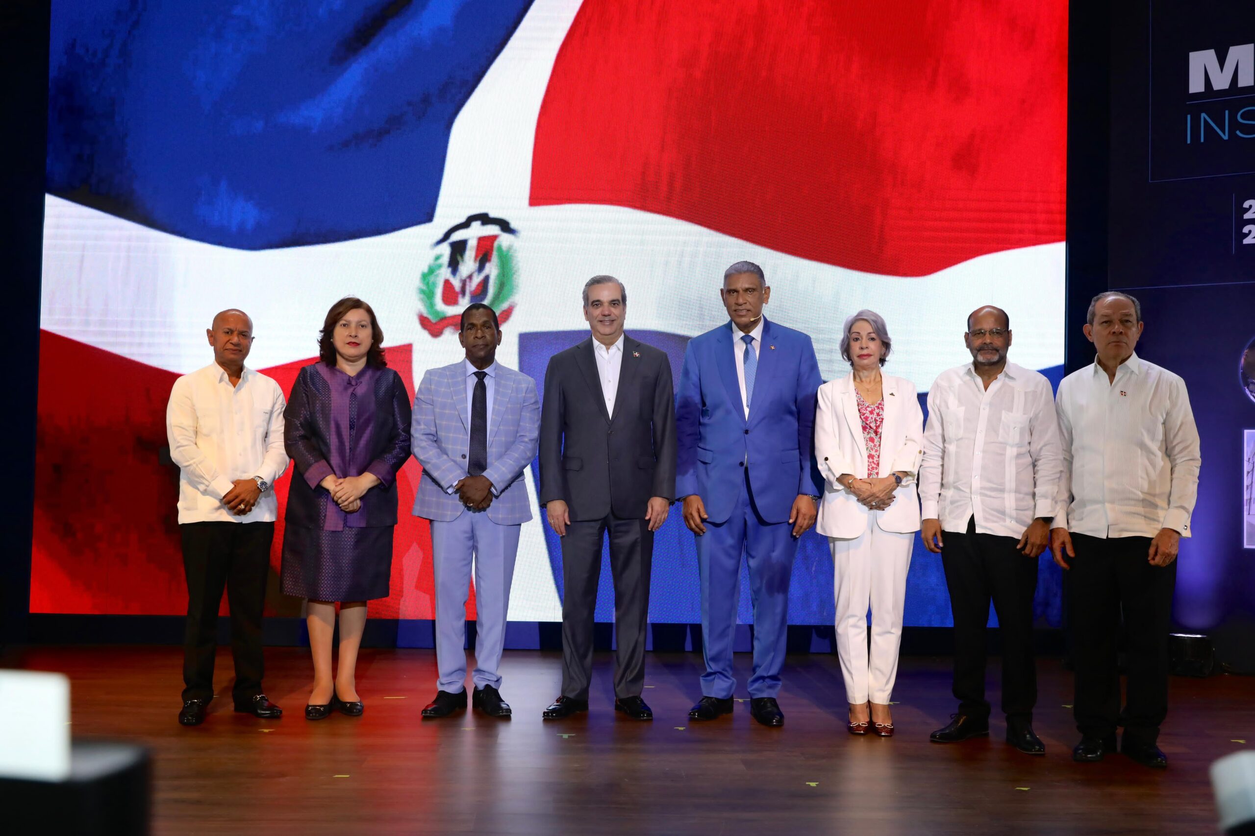 Presidente Abinader encabeza acto presentación memorias institucionales del Ministerio de Interior y Policía