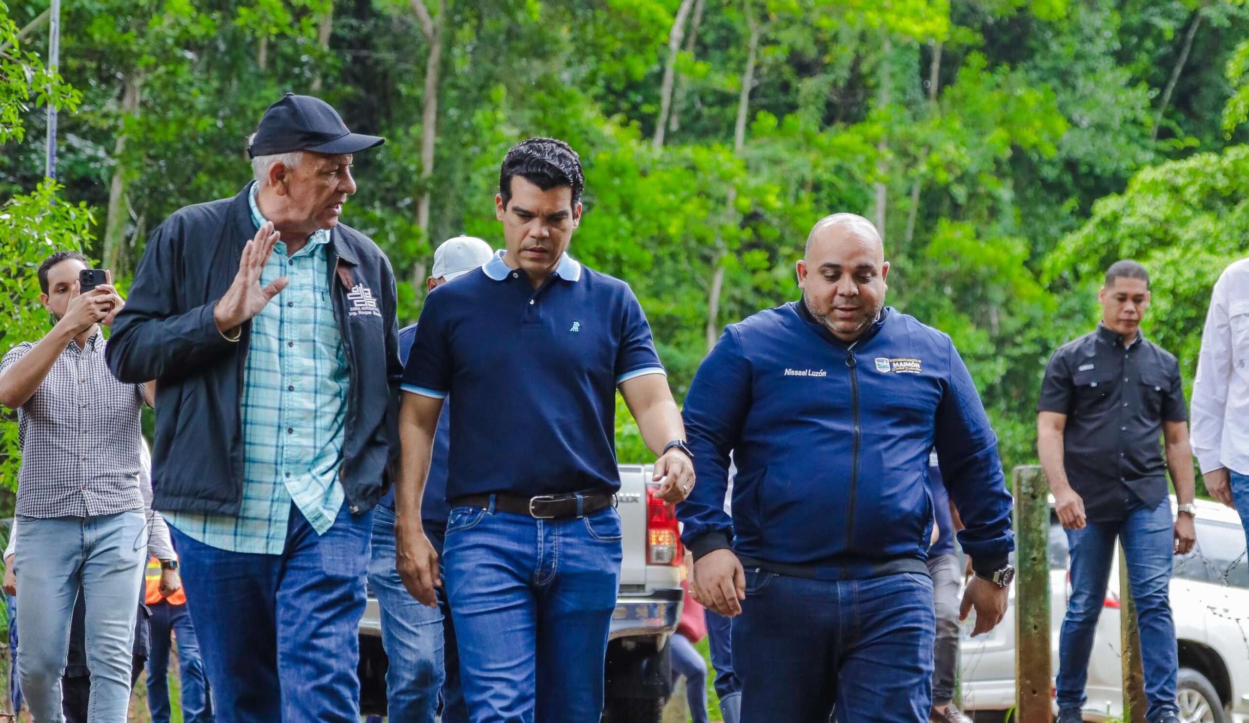 Wellington Arnaud encabeza prueba de nueva fuente de agua en Maimón