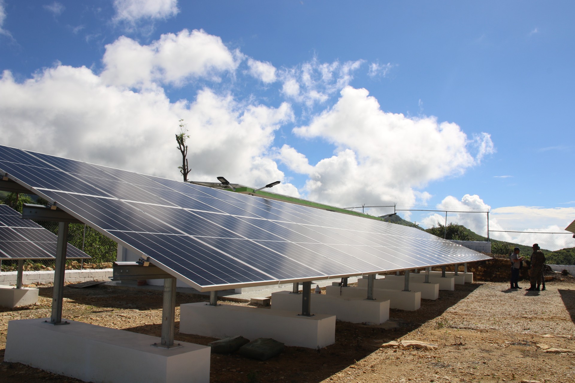 RD obtiene primer lugar en proyecto de energía limpia, galardonada por innovación en la provincia Independencia