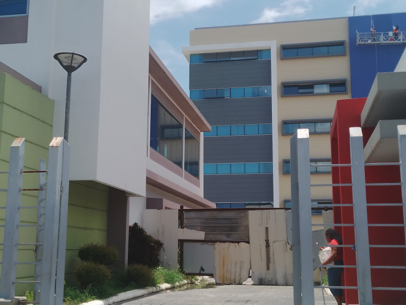 Persisten quejas de descuido en el entorno de la Ciudad Sanitaria