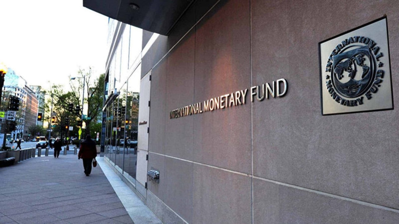 Una misión del FMI está en el país, tratará la reforma fiscal y el impacto de los aranceles de Trump