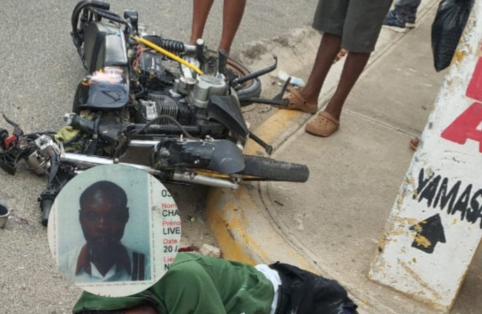 Dos hombres mueren en accidente de motocicleta en Yamasá