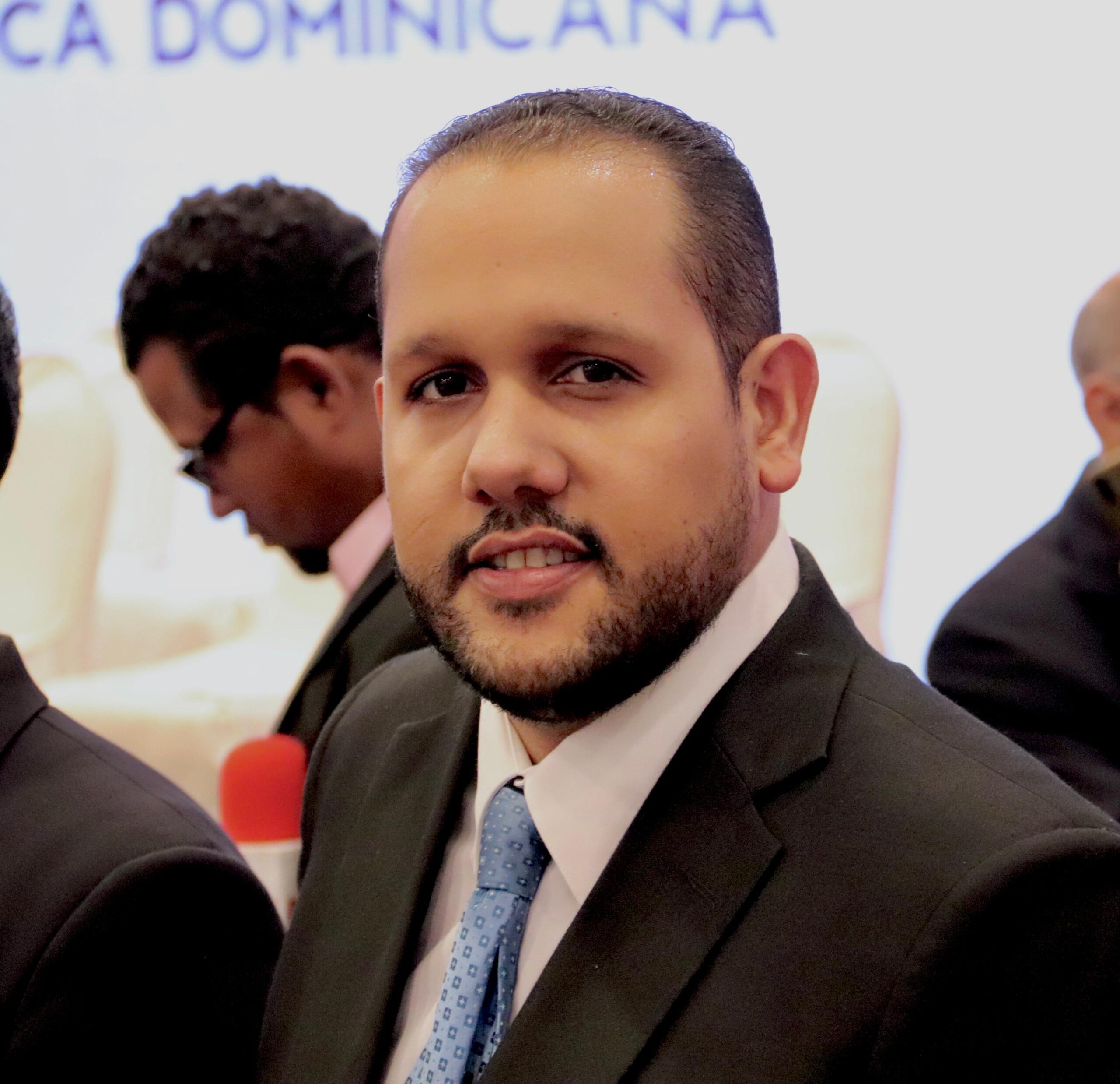 Leonardo Grisanty: “La democracia no se construye con infamias ni con juegos irresponsables”; desmiento categoricamente las acusaciones infundadas.