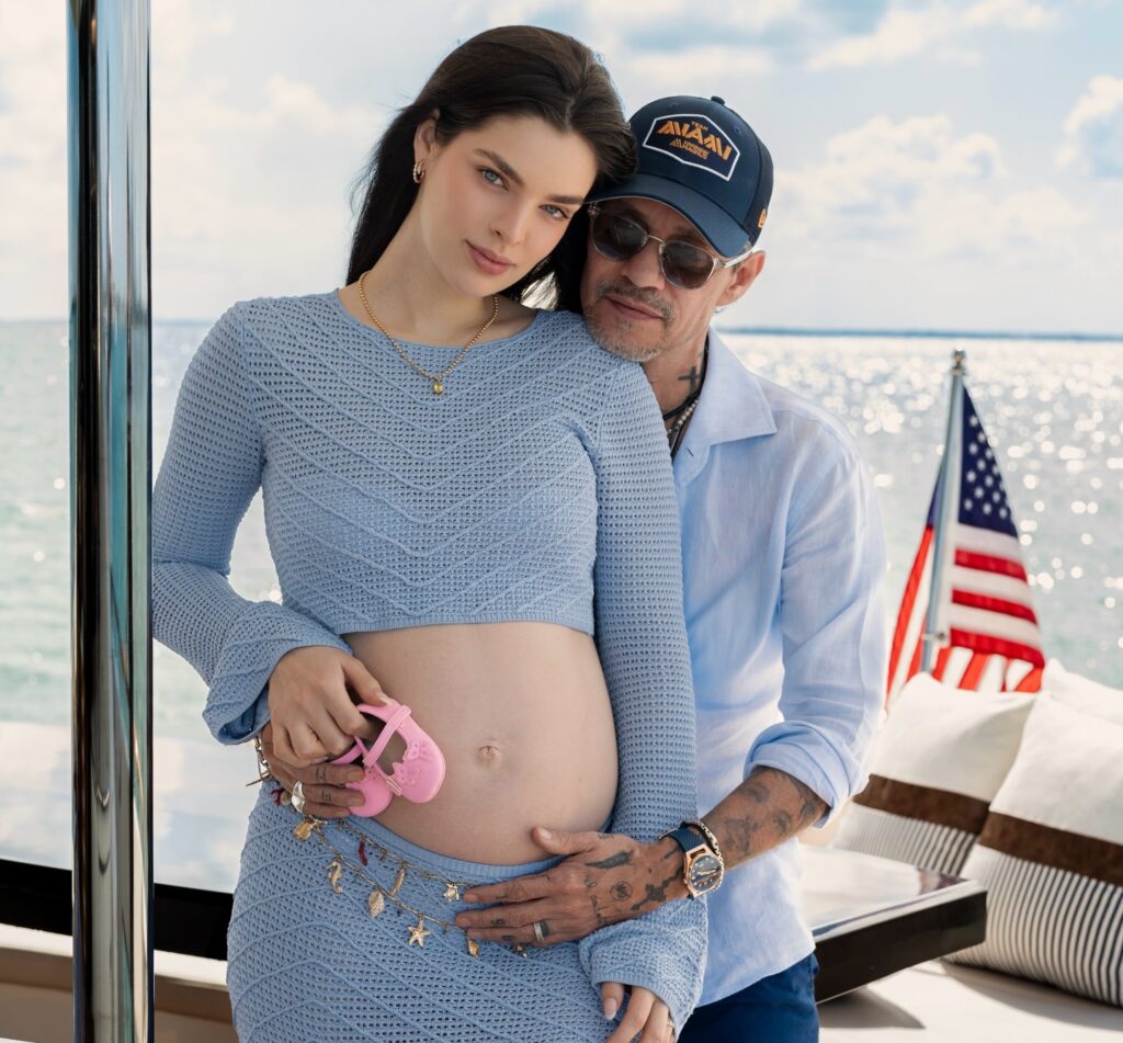 Nadia Ferreira y Marc Anthony revelan que esperan una niña