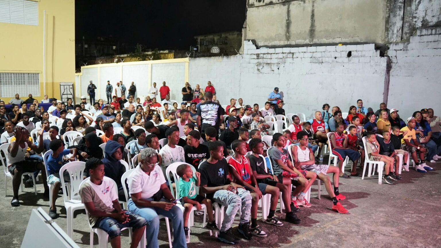 INEFI une a Villa Francisca con la gloria de la NCAA: El triunfo de Yaxel Lendeborg, un orgullo dominicano