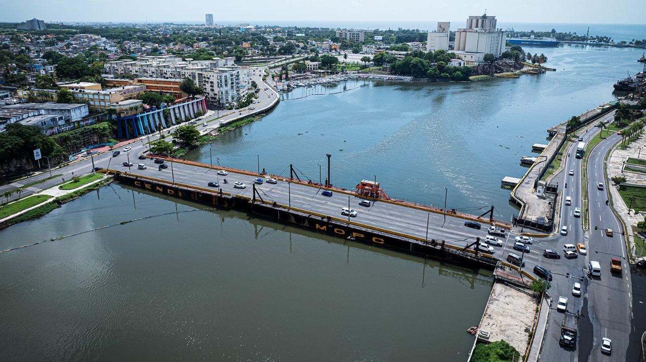 Obras Públicas informa cierre de dos horas del puente flotante este sábado