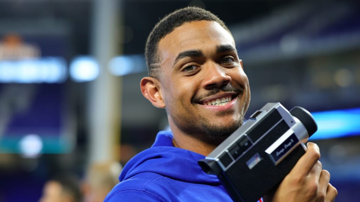 «¡Hay bobo!»: Julio Rodríguez entrega videos del Clásico Mundial grabados con su camarita