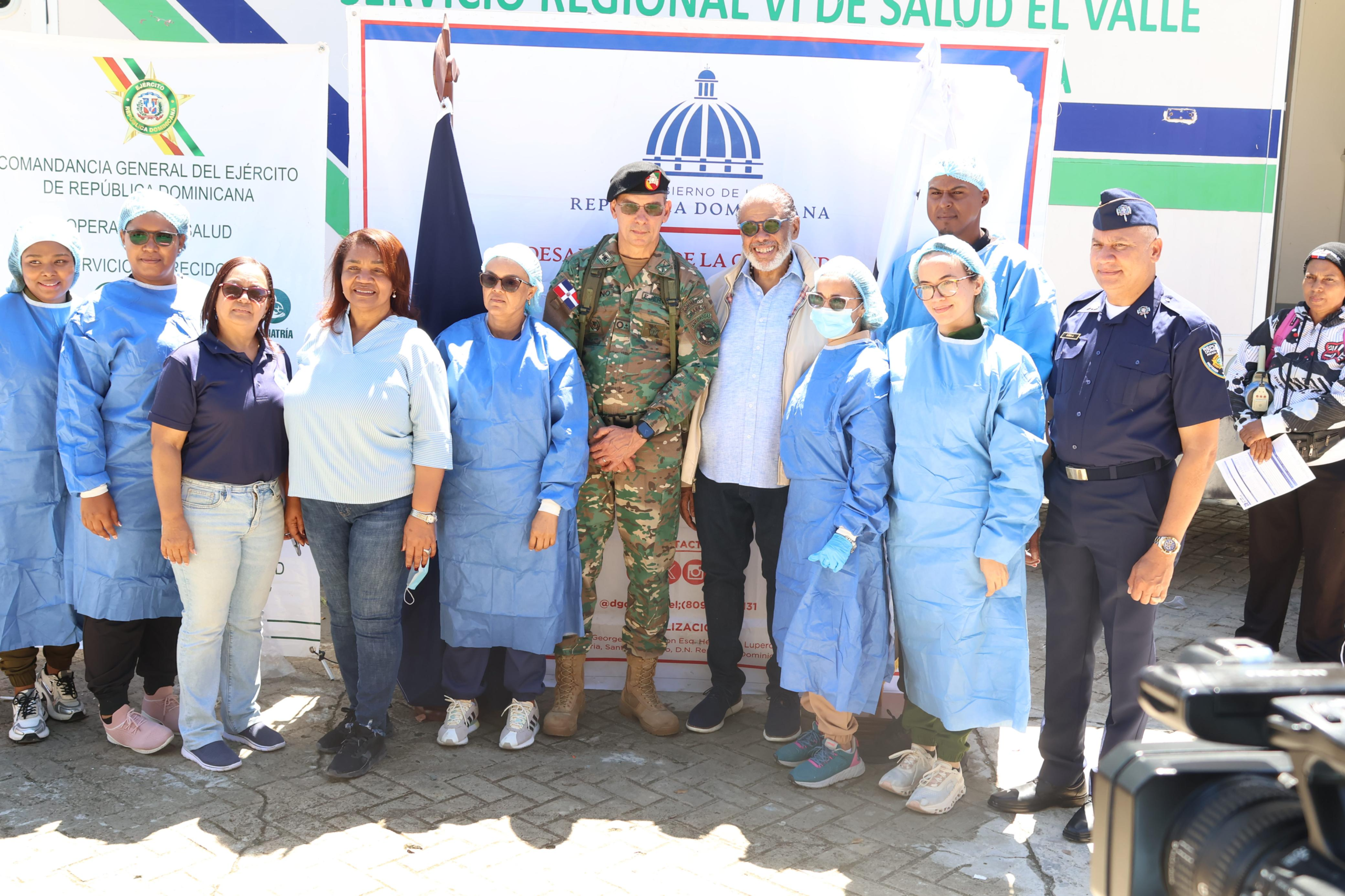 Gobierno lleva jornada asistencial a cientos de familias en la región Sur