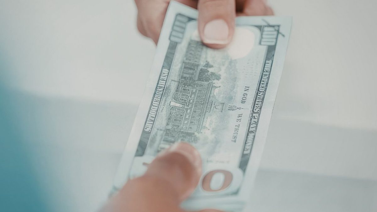 Dólar, euro y MLC en Cuba hoy: precios oficiales vs mercado informal