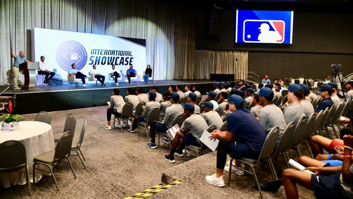 MLB reúne a más de 130 prospectos en el International Showcase 2026 con enfoque en desarrollo y proyección