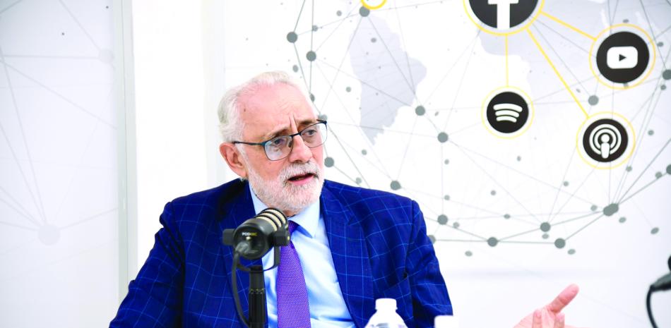 “Aquí no habrá Serie del Caribe sin nuevo estadio”, advierte Vitelio Mejía