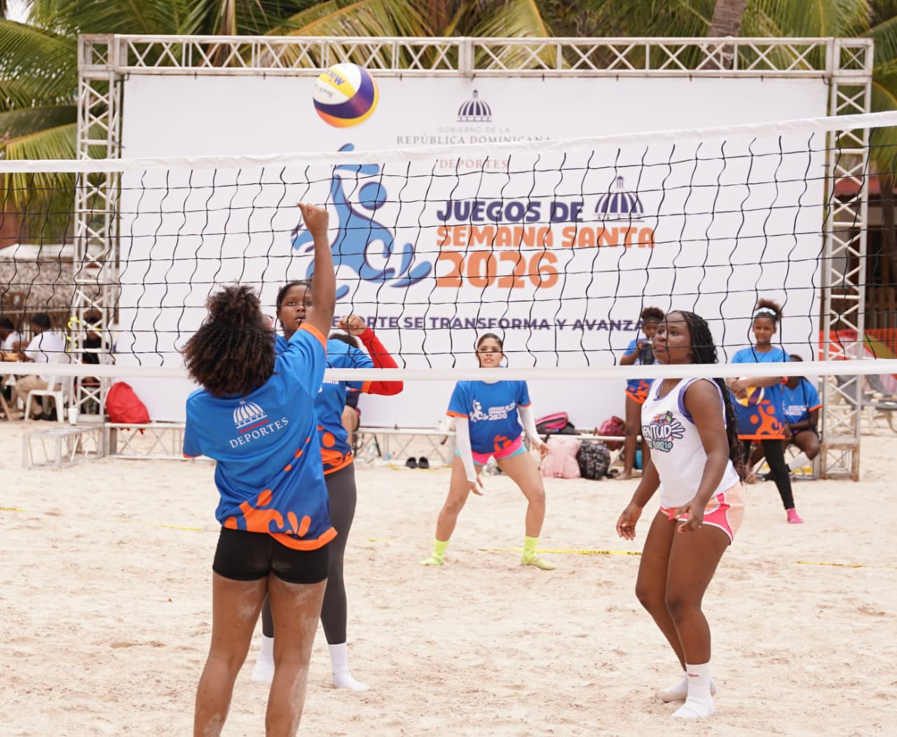 Ministro Kelvin Cruz inaugura Juegos de Semana Santa 2026 en 18 provincias – Ministerio de Deportes