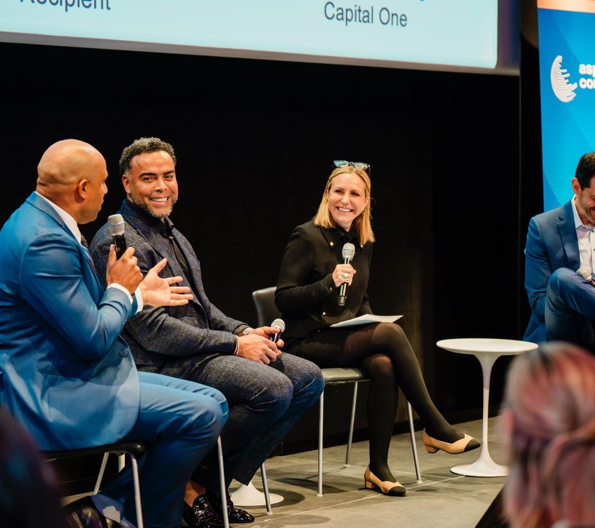 RD y Aspen Conexión llevan “¡Peloteros!” al Museo Whitney en Nueva York