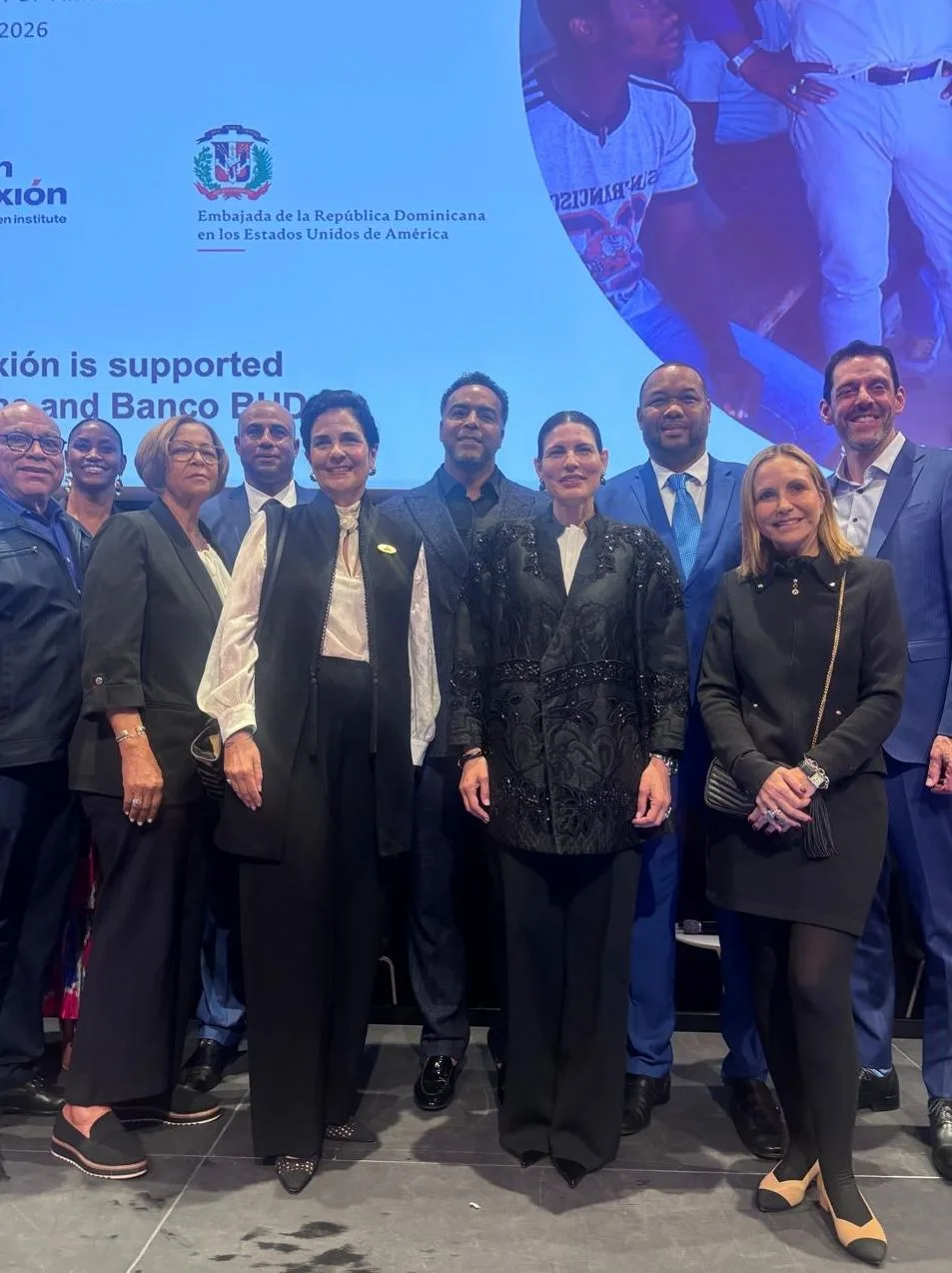 La República Dominicana y Aspen Conexión llevan el proyecto ¡Peloteros!