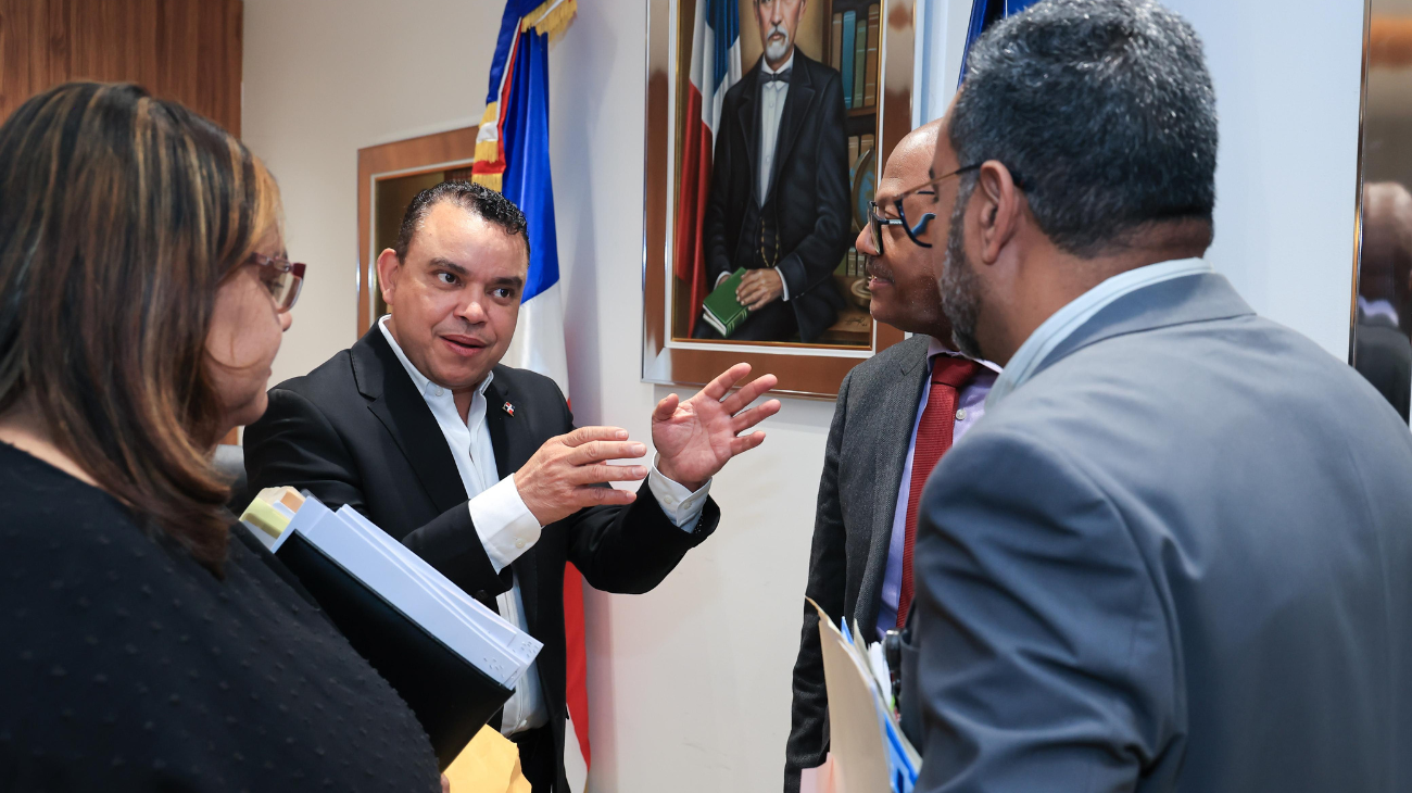 SNS fortalece Red Pública con más de 900 nombramientos en cuatro meses