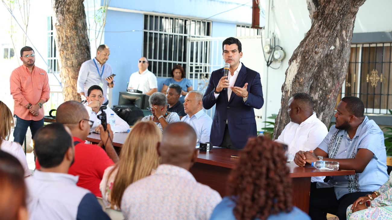 Wellington Arnaud afirma que el saneamiento de la cañada La Pava en Nizao garantiza calidad de vida para moradores