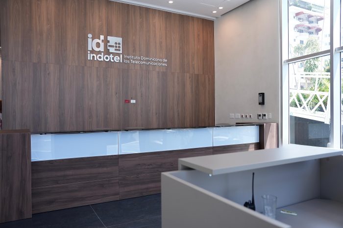 Indotel gestiona equipos de transmisión para incluir al CERTV canal 4 en la Televisión Terrestre Digital