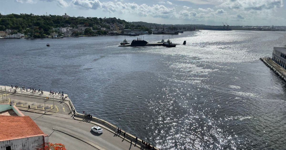 Embajada de Rusia en Cuba hace el ridículo y desmiente supuesto submarino nuclear en La Habana