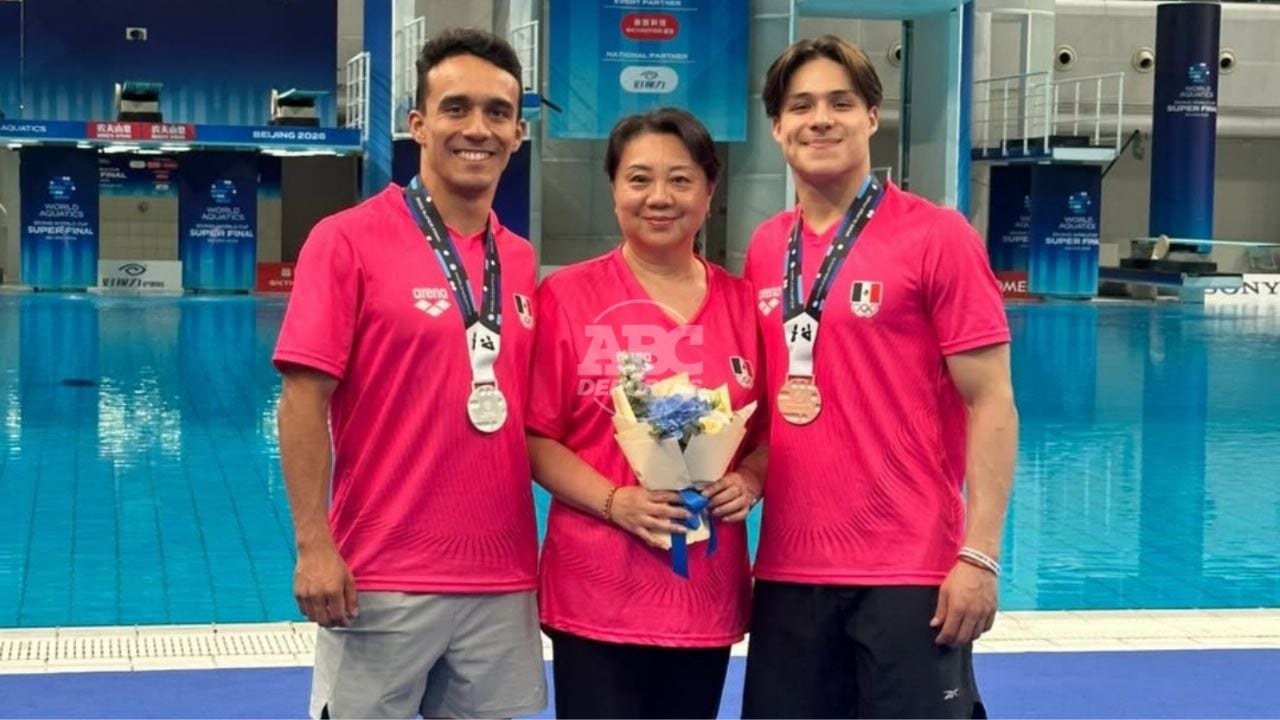 Osmar Olvera regresa con tres medallas de la Súper Final de Clavados de China