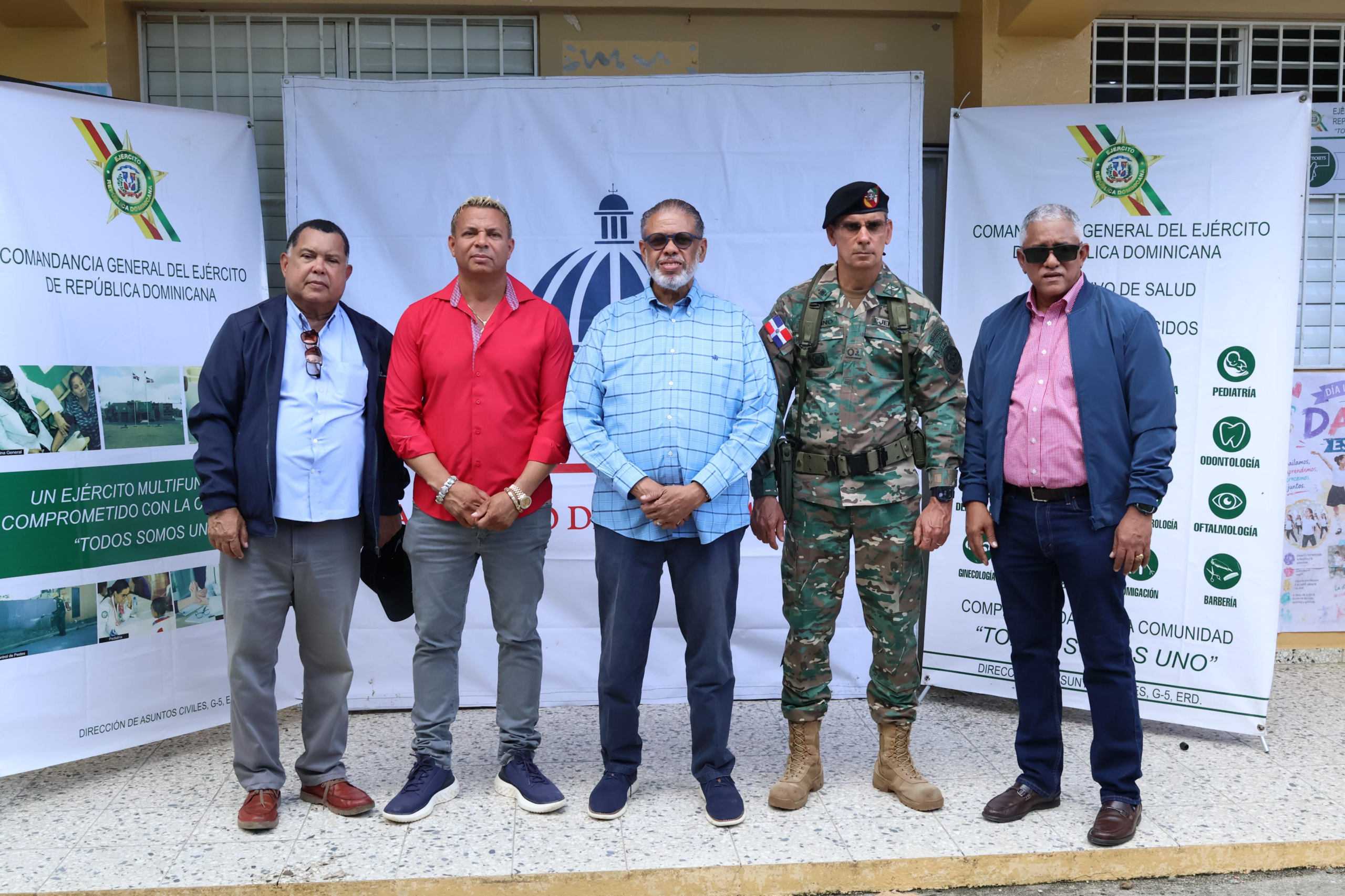 DGDC y Ejército llevan jornada de asistencia a comunidades de Espaillat