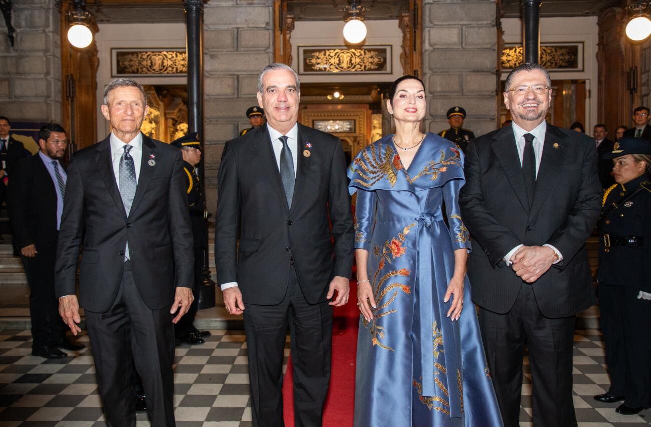 Presidente Abinader participa en cena oficial ofrecida por su homólogo de Costa Rica, Rodrigo Chaves Robles, en honor a jefes de Estado y de Gobierno