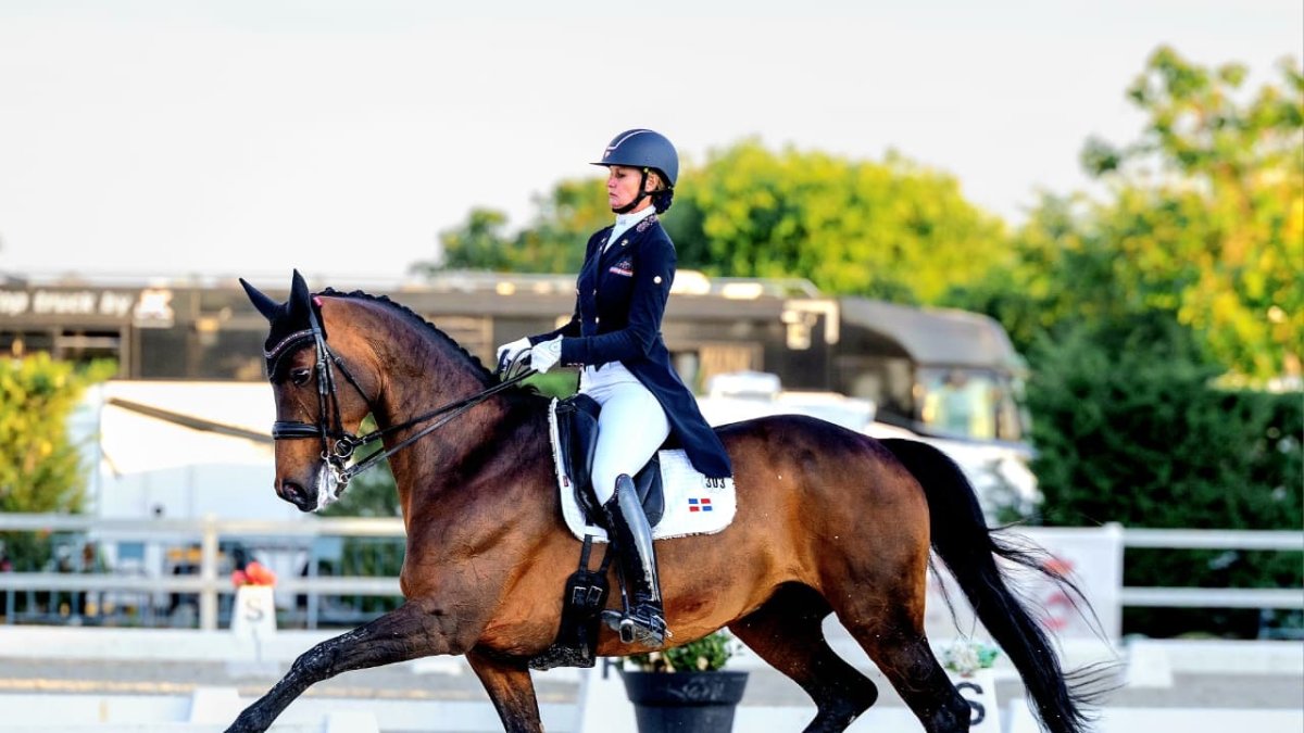 Yvonne Losos de Muñiz brilla en CDI3* Las Cadenas: doble victoria en Grand Prix