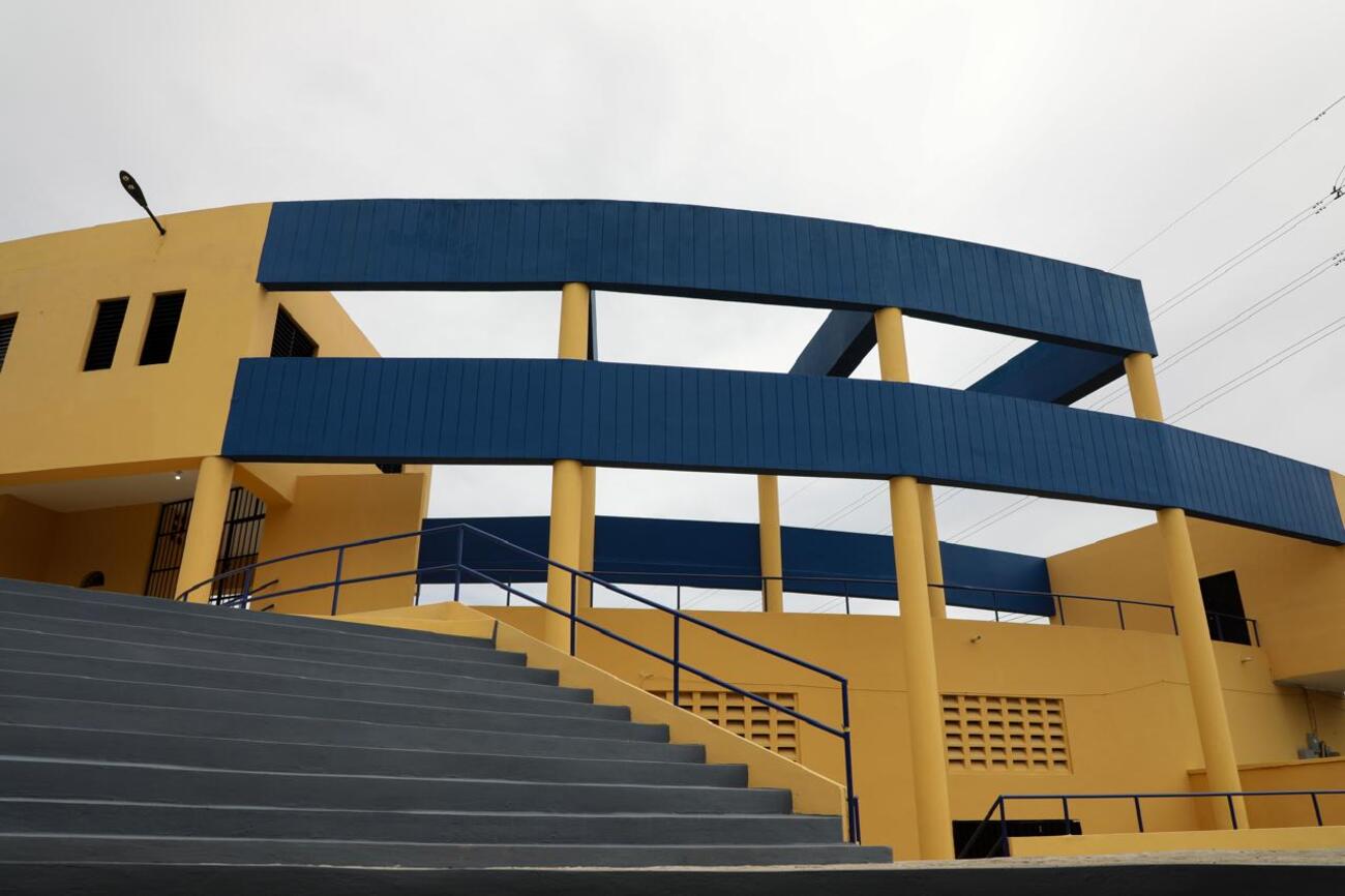Presidente Luis Abinader entrega remodelado Club Los Cachorros de Cristo Rey con inversión de más de RD 54 millones