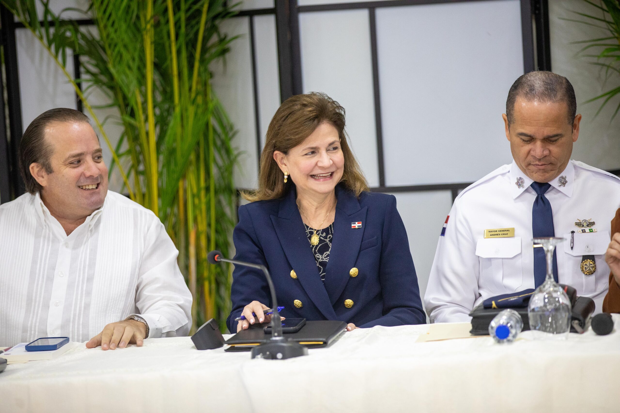 Vicepresidenta Raquel Peña encabeza reunión de seguimiento al Plan de Seguridad Ciudadana